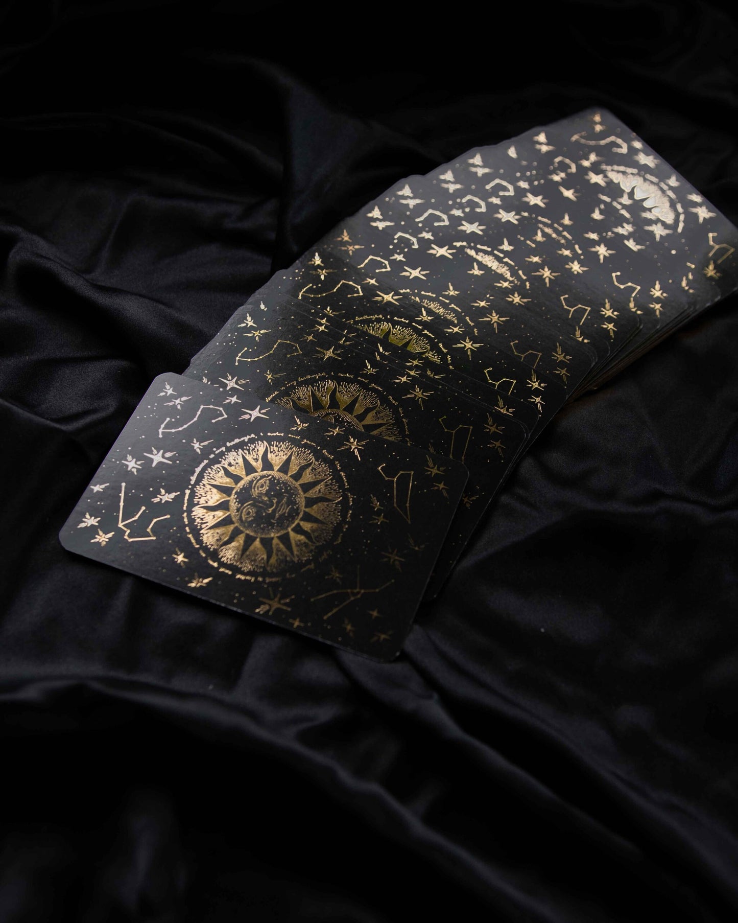 Dreamy moons Tarotové karty